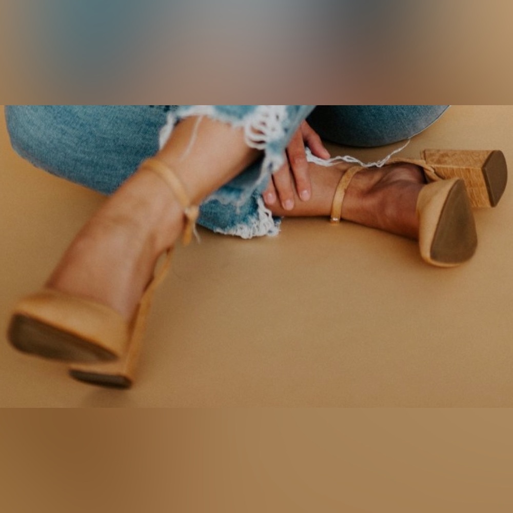 Closed toed chunky block heels - nude - coconuts by Matisse